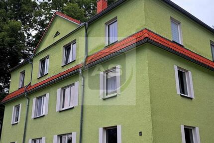 Wohnung Zwickau - 3 Zimmer, 60 m&sup2;, 360&euro; | Angebot:23598699