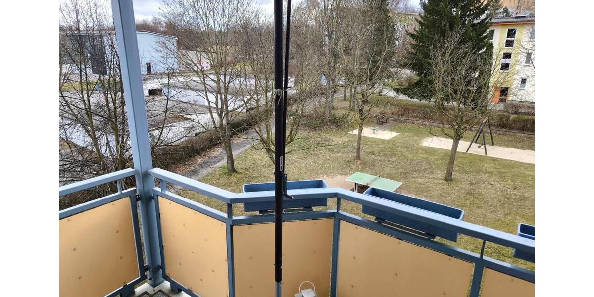 Etagenwohnung Zwickau Auerbach - 2 Zimmer, 51 m&sup2;, 49.000&euro; | Angebot:25611803