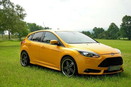 Ford Focus 144.600 km 14.900 &euro; Greiz 07973