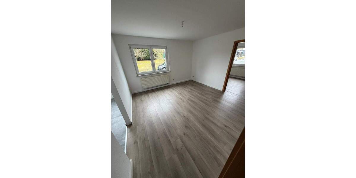 Etagenwohnung Auerbach - 3 Zimmer, 54 m&sup2;, 390&euro; | Angebot:25820392