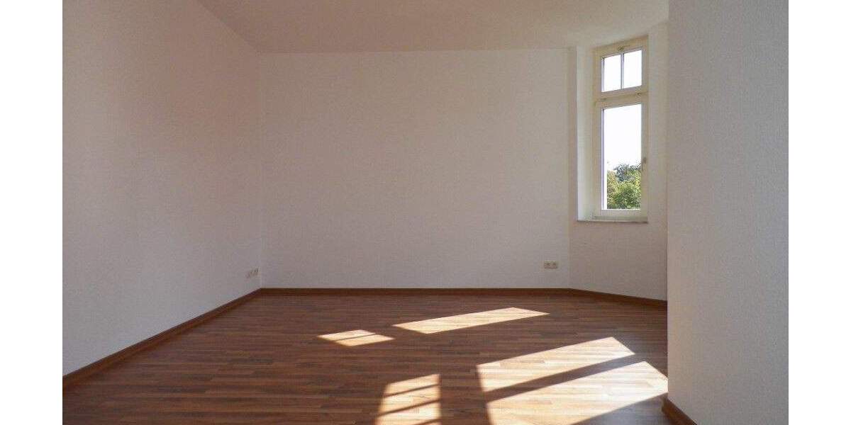 Etagenwohnung Zwickau Pölbitz - 2 Zimmer, 45 m&sup2;, 298&euro; | Angebot:25877475