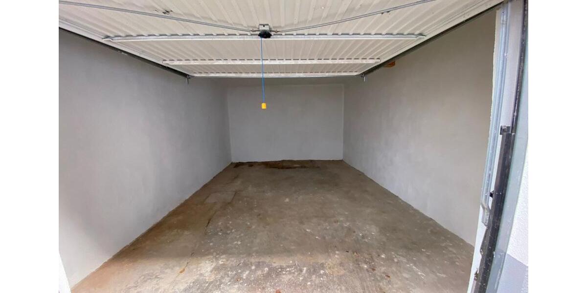 Etagenwohnung Zwickau - 4 Zimmer, 95 m&sup2;, 650&euro; | Angebot:25052648