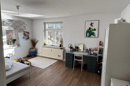 Wohnung Zwickau Zwickau-Nord - 3 Zimmer, 73 m&sup2;, 450&euro; | Angebot:26044954