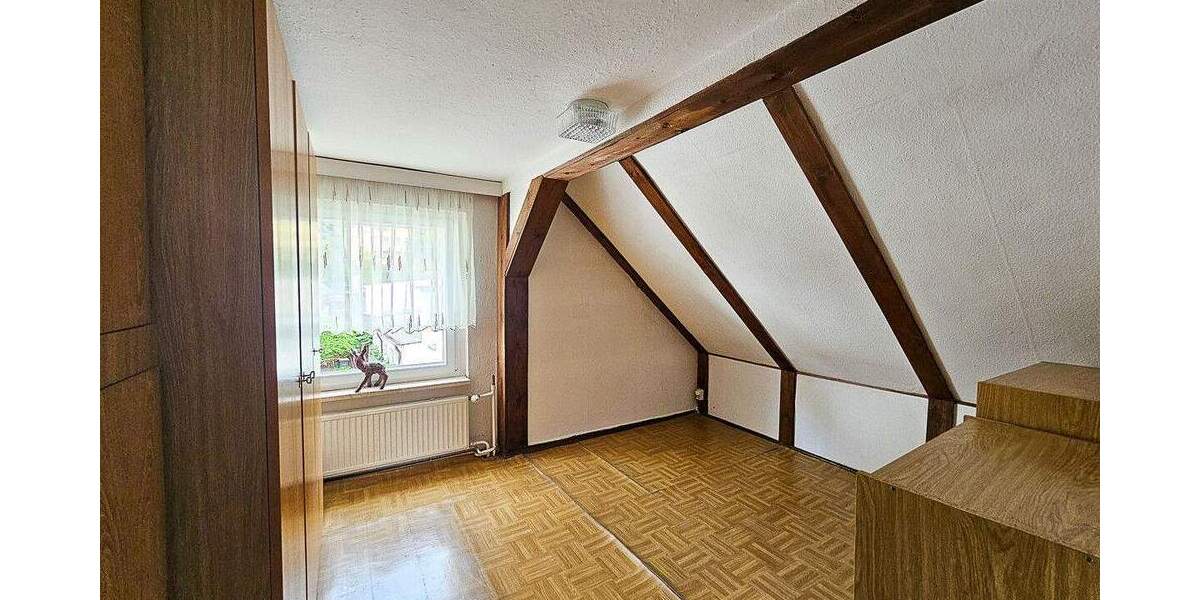 Einfamilienhaus Grünhain-Beierfeld Beierfeld - 7 Zimmer, 117 m&sup2;, 230.000&euro; | Angebot:25688242