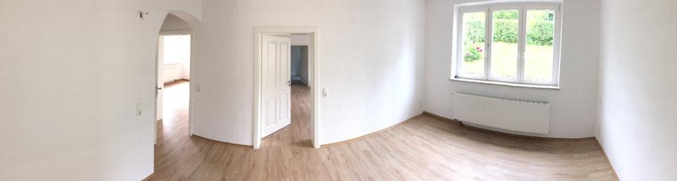 Erdgeschoßwohnung Ronneburg - 2 Zimmer, 87 m&sup2;, 416&euro; | Angebot:24178676