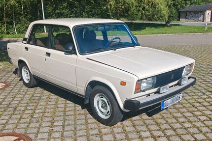 Lada Andere 26.000 km 6.200 &euro; Grünhain-Beierfeld 08344