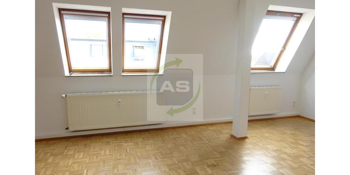 Dachgeschoßwohnung Zwickau Zwickau-Nord - 1 Zimmer, 35 m&sup2;, 250&euro; | Angebot:22591356