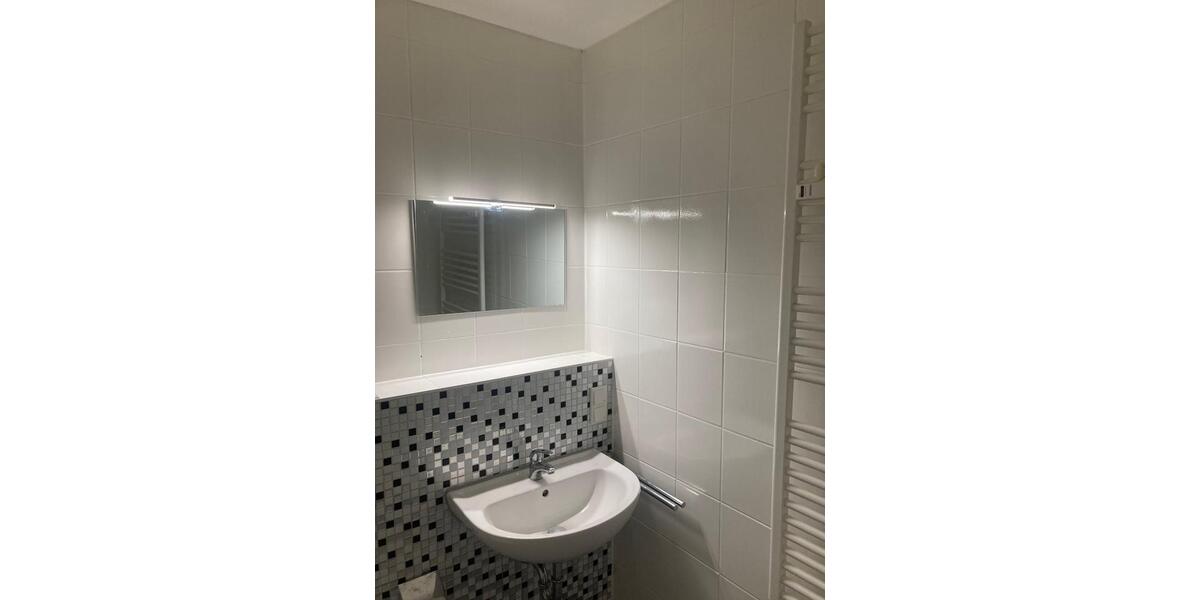 Erdgeschoßwohnung Zwickau Zwickau-West - 2 Zimmer, 36 m&sup2;, 330&euro; | Angebot:25062940