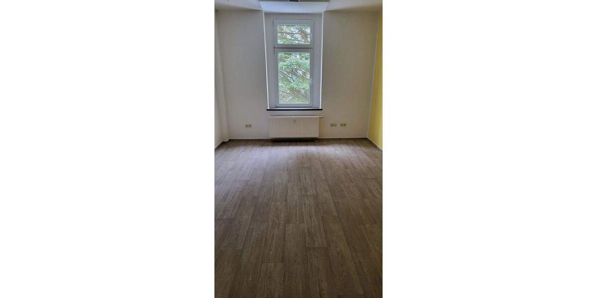 Terrassenwohnung Limbach Limbach-Oberfrohna - 5 Zimmer, 130 m&sup2;, 206.000&euro; | Angebot:25905556