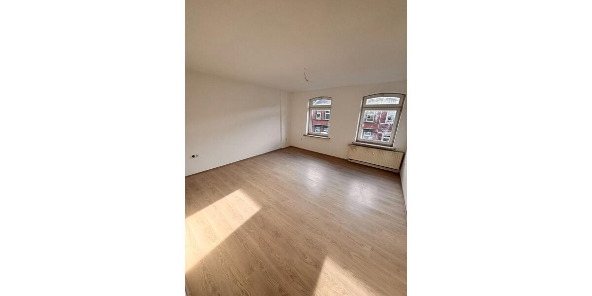 Mehrfamilienhaus, Wohnhaus Wilkau-Haßlau Haßlau - 15 Zimmer, 345 m&sup2;, 375.000&euro; | Angebot:24933856