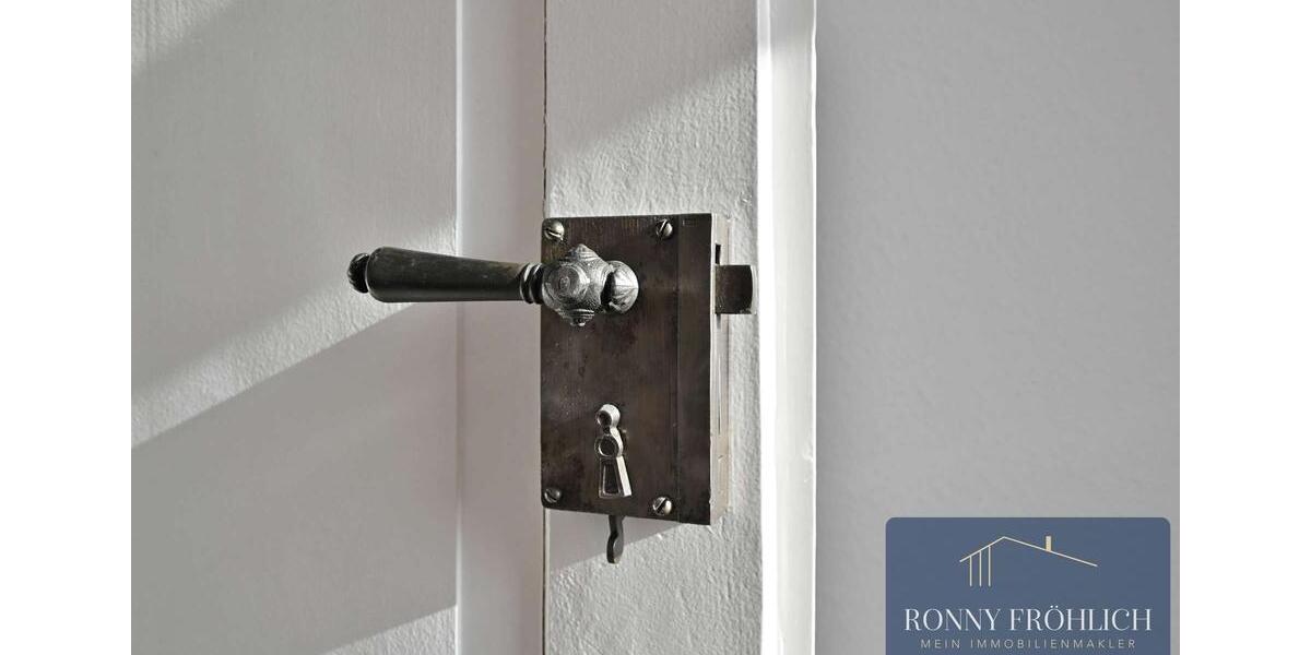 Etagenwohnung Reichenbach im Vogtland - 3 Zimmer, 64 m&sup2;, 450&euro; | Angebot:25271882