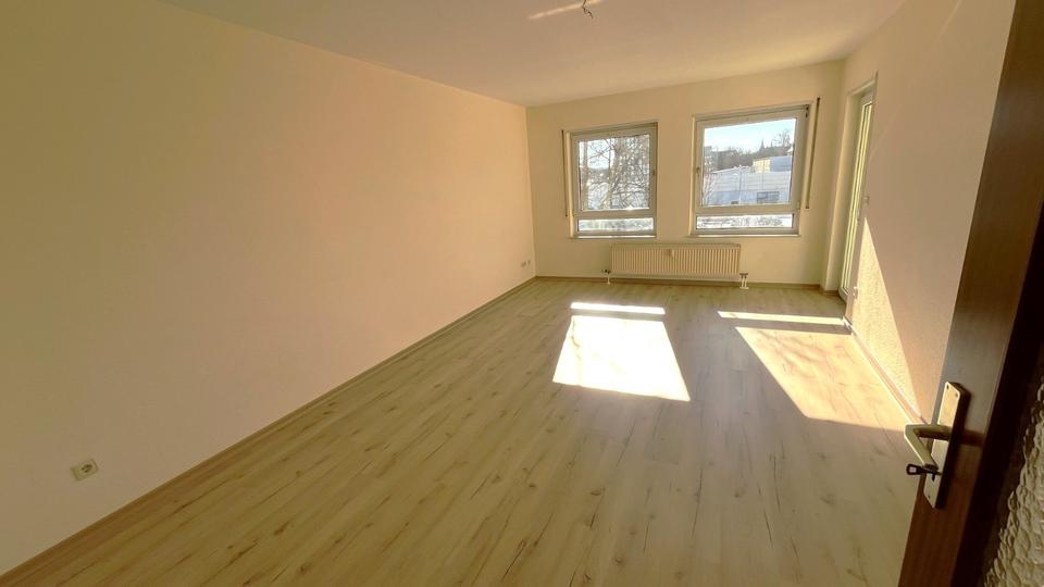 Etagenwohnung Zwickau Zwickau-Nord - 2 Zimmer, 68 m&sup2;, 431&euro; | Angebot:23808996