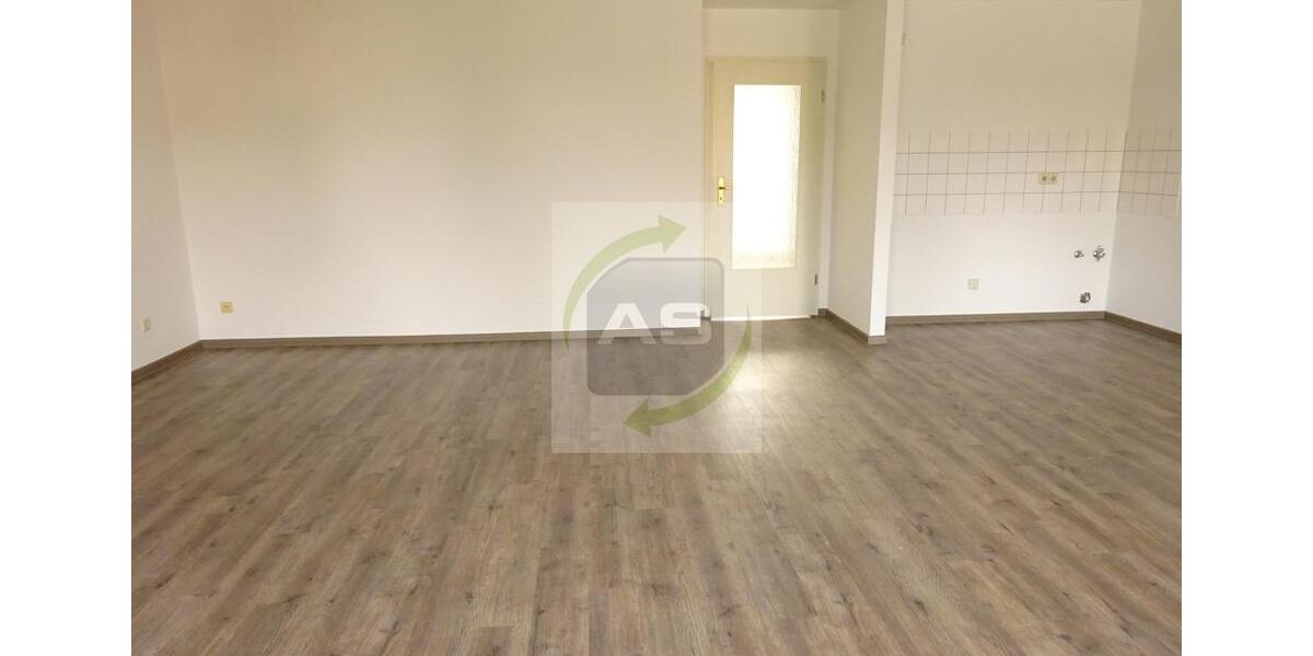 Etagenwohnung Zwickau - 2 Zimmer, 69 m&sup2;, 380&euro; | Angebot:25887100
