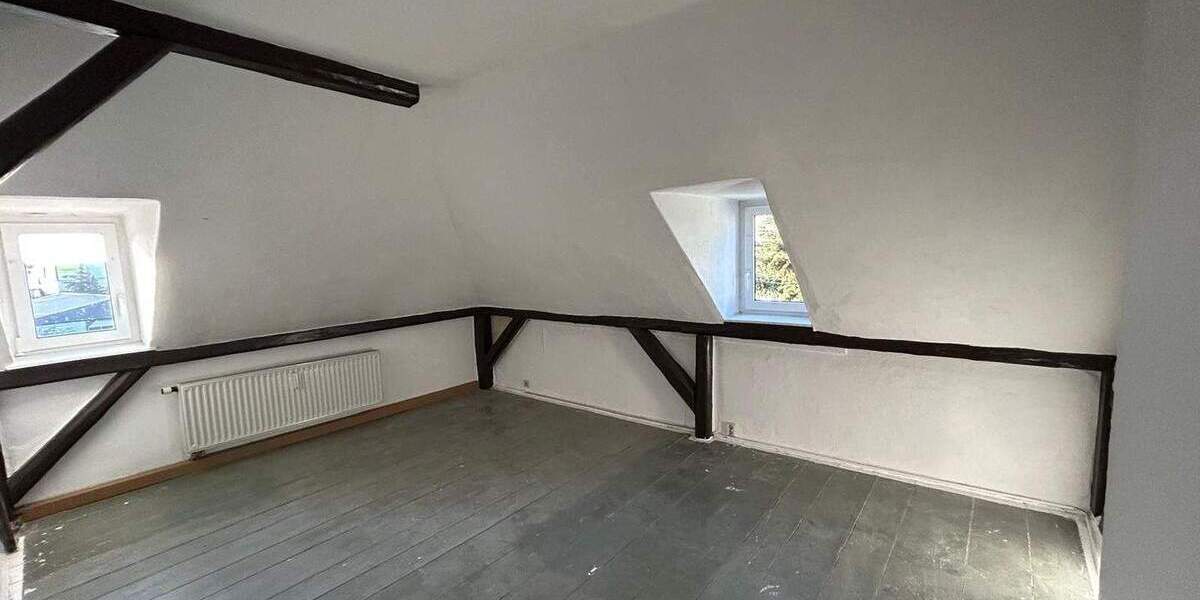 Einfamilienhaus Hohenstein-Ernstthal Ernstthal - 1 Zimmer, 227 m&sup2;, 149.000&euro; | Angebot:25745325