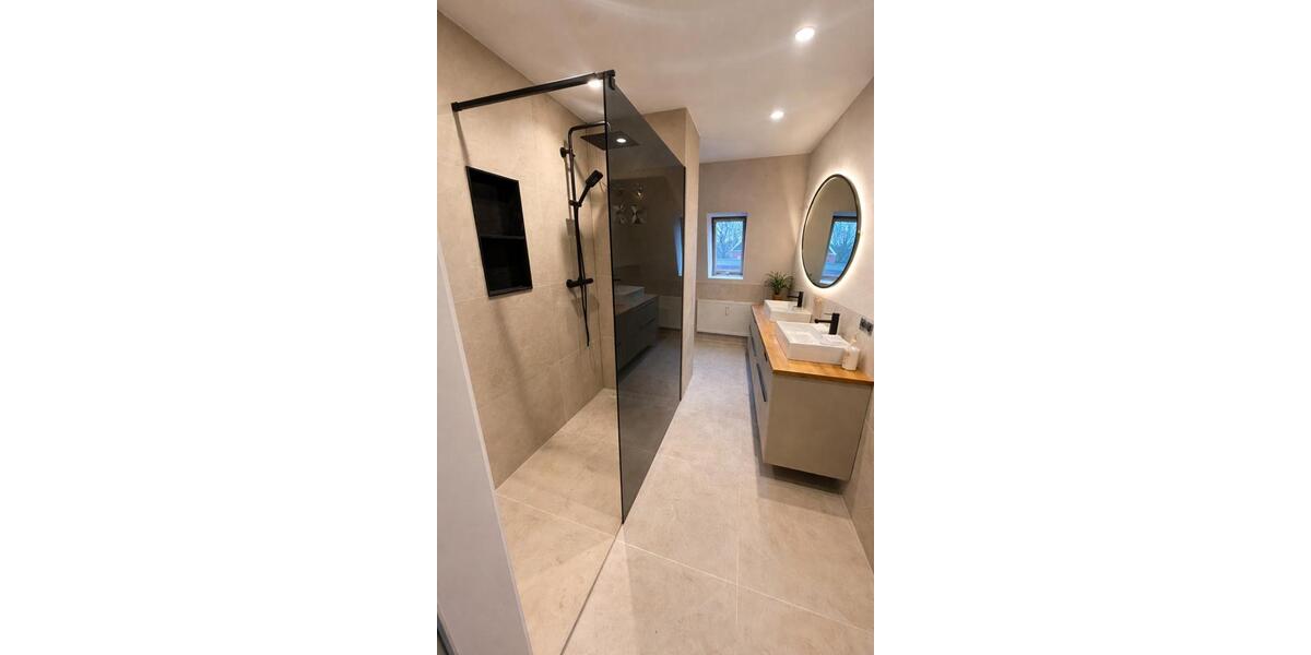 Etagenwohnung Zwickau Zwickau-Nord - 3 Zimmer, 89 m&sup2;, 1.500&euro; | Angebot:25962413