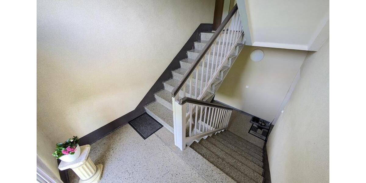 Etagenwohnung Limbach-Oberfrohna Oberfrohna - 2 Zimmer, 49 m&sup2;, 333&euro; | Angebot:25945641