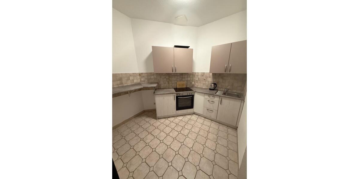 Etagenwohnung Crimmitschau - 2 Zimmer, 58 m&sup2;, 350&euro; | Angebot:24627464