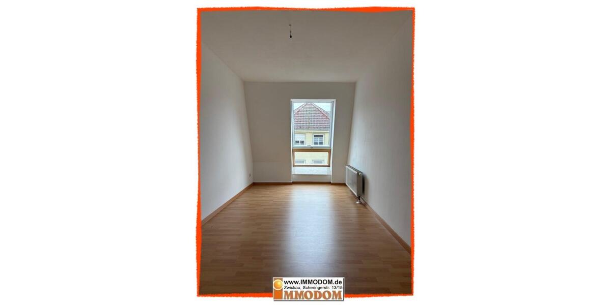 Dachgeschoßwohnung Zwickau - 3 Zimmer, 80 m&sup2;, 480&euro; | Angebot:25254999