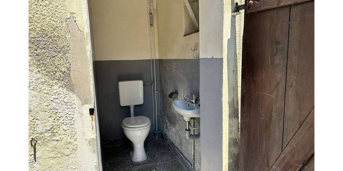 Bauernhaus, Landhaus Werdau Langenhessen - 9 Zimmer, 229 m&sup2;, 145.000&euro; | Angebot:25747106