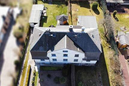 Haus Rodewisch - 8 Zimmer, 200 m&sup2;, 149.000&euro; | Angebot:25662136