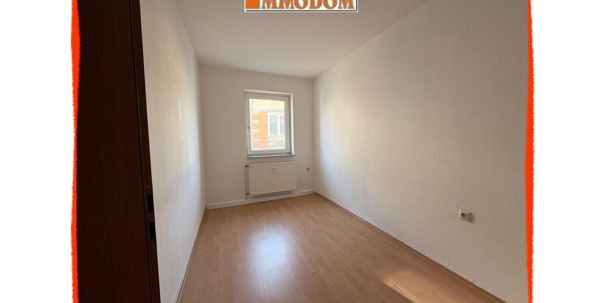Etagenwohnung Zwickau Neuplanitz - 2.5 Zimmer, 75 m&sup2;, 335&euro; | Angebot:11727134