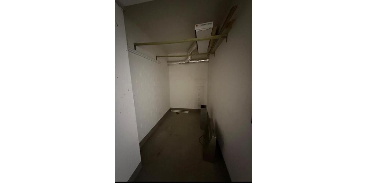 Dachgeschoßwohnung Limbach-Oberfrohna Oberfrohna - 2 Zimmer, 46 m&sup2;, 260&euro; | Angebot:25637419