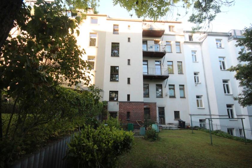 Etagenwohnung Zwickau - 4 Zimmer, 120 m&sup2;, 900&euro; | Angebot:26534400
