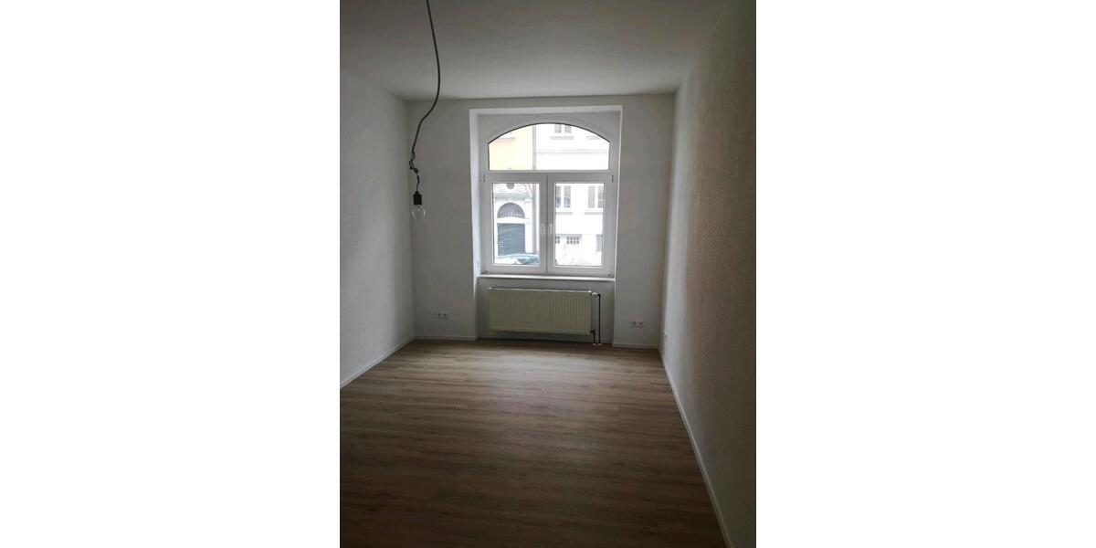 Erdgeschoßwohnung Auerbach/Vogtland Vogtland - 2 Zimmer, 68 m&sup2;, 600&euro; | Angebot:25454588
