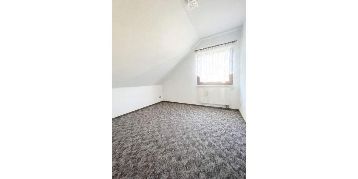 Einfamilienhaus Meerane - 5 Zimmer, 114 m&sup2;, 299.000&euro; | Angebot:25666436