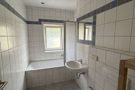 Wohnung Zwickau Nordvorstadt - 2 Zimmer, 44 m&sup2;, 251&euro; | Angebot:27093926