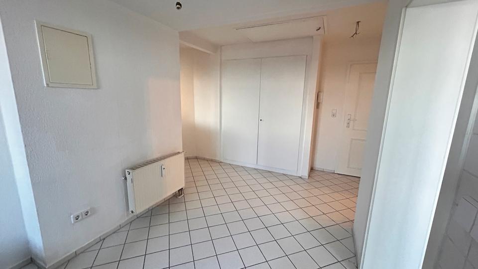 Dachgeschoßwohnung Zwickau - 2 Zimmer, 64 m&sup2;, 550&euro; | Angebot:25287190