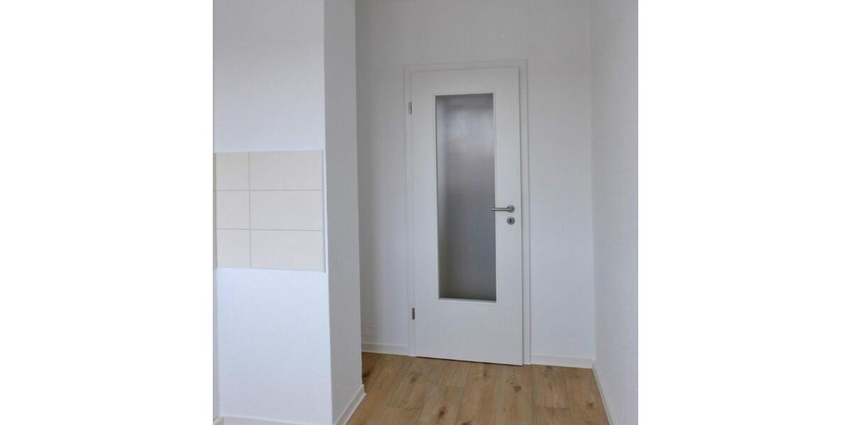 Etagenwohnung Limbach-Oberfrohna Oberfrohna - 3 Zimmer, 58 m&sup2;, 335&euro; | Angebot:23713803