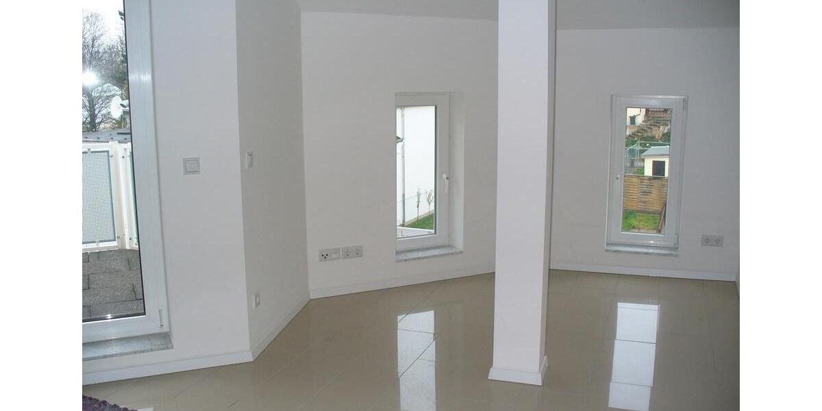 Etagenwohnung Limbach-Oberfrohna Oberfrohna - 3 Zimmer, 178 m&sup2;, 1.080&euro; | Angebot:24393508