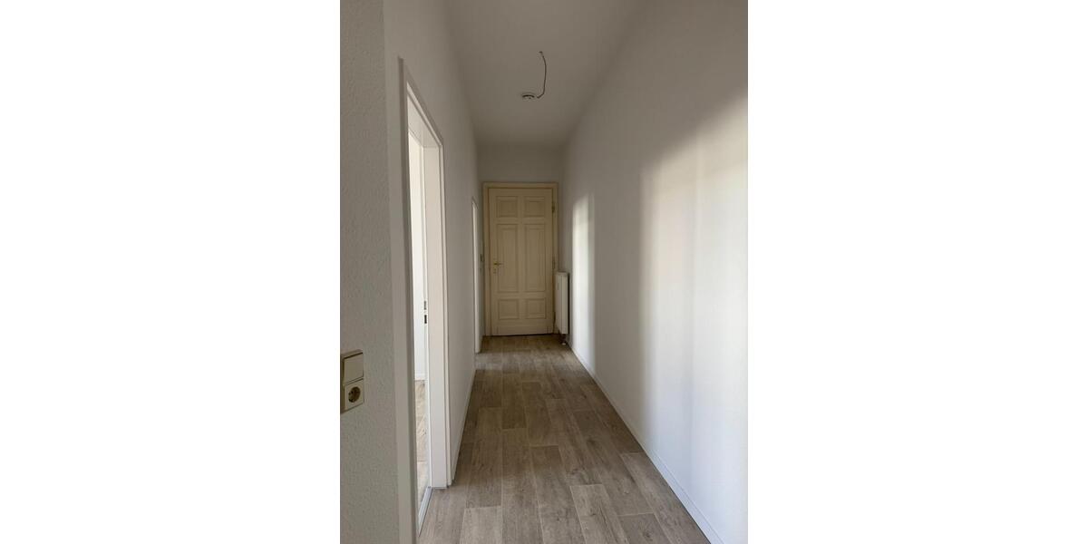 Erdgeschoßwohnung Reichenbach im Vogtland - 2 Zimmer, 55 m&sup2;, 300&euro; | Angebot:24184565