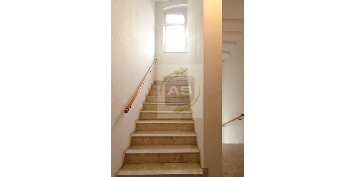 Erdgeschoßwohnung Zwickau - 3 Zimmer, 80 m&sup2;, 499&euro; | Angebot:25902787