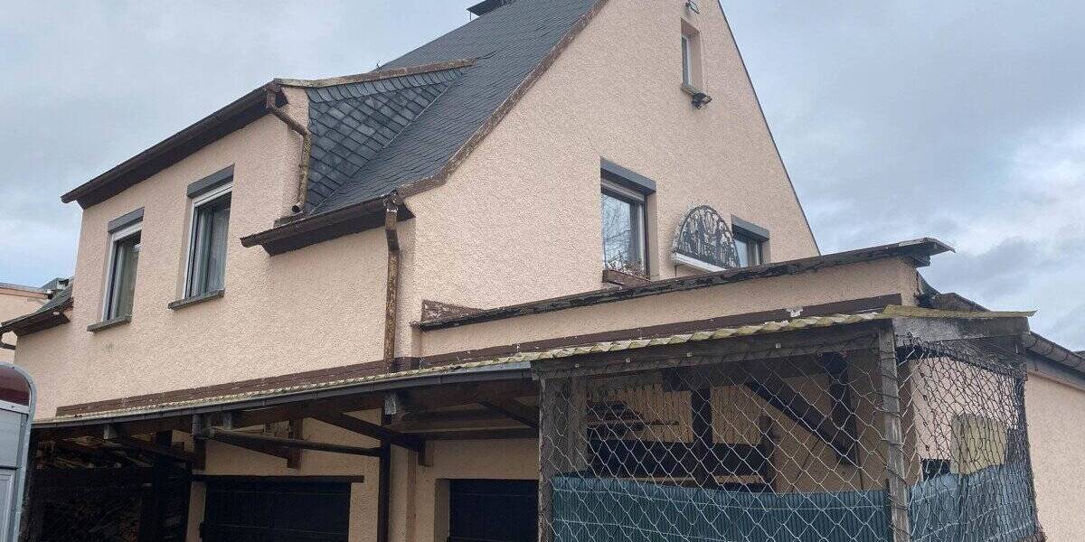 Einfamilienhaus Niederwürschnitz - 6 Zimmer, 100 m&sup2;, 49.000&euro; | Angebot:25744547