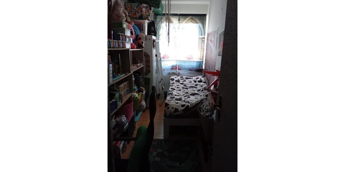 Etagenwohnung Mülsen - 4 Zimmer, 69 m&sup2;, 350&euro; | Angebot:25801501