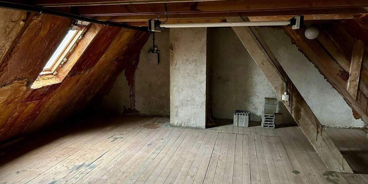 Einfamilienhaus Rodewisch - 1 Zimmer, 220 m&sup2;, 249.000&euro; | Angebot:25662114