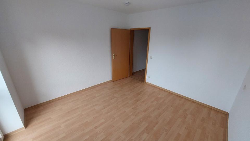 Etagenwohnung Zwickau - 2 Zimmer, 44 m&sup2;, 270&euro; | Angebot:23614838
