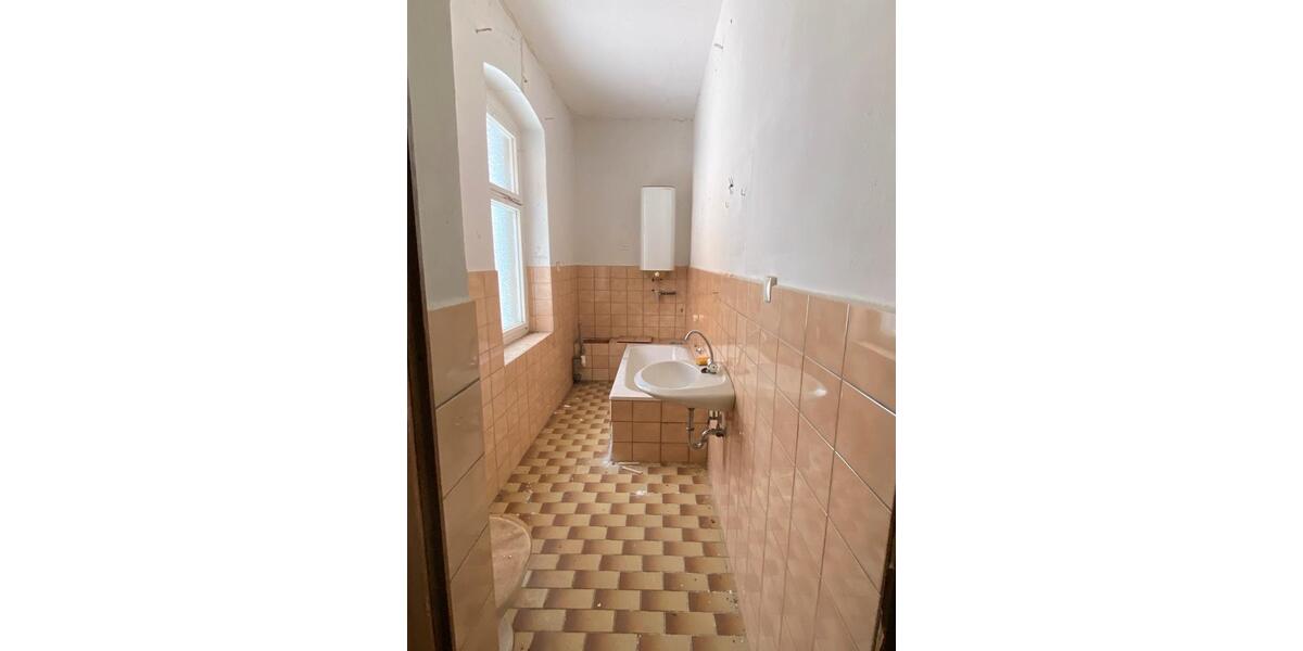 Mehrfamilienhaus, Wohnhaus Reichenbach im Vogtland - 20 Zimmer, 749 m&sup2;, 120.000&euro; | Angebot:25857632