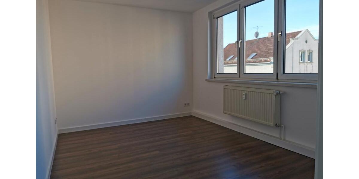 Etagenwohnung Zwickau - 4 Zimmer, 122 m&sup2;, 970&euro; | Angebot:25917458