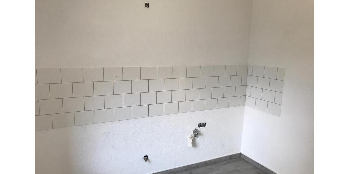Etagenwohnung Meerane - 3 Zimmer, 82 m&sup2;, 500&euro; | Angebot:25300258