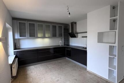 Wohnung Zwickau Zwickau-Nord - 2 Zimmer, 106 m&sup2;, 850&euro; | Angebot:24874264