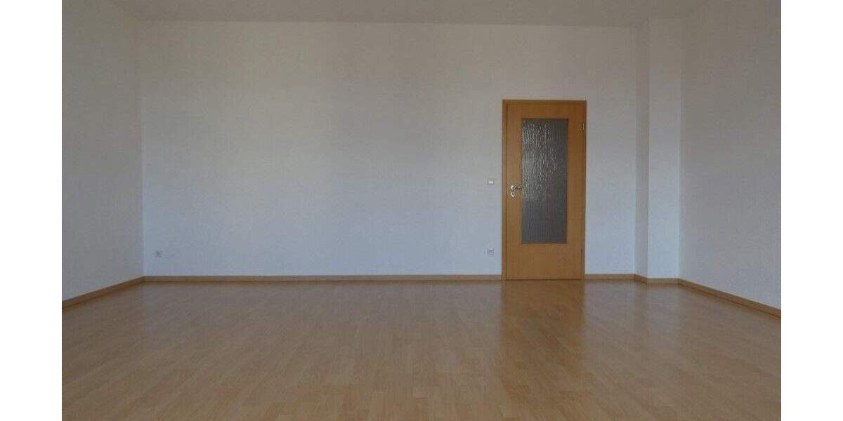 Etagenwohnung Zwickau Pölbitz - 2 Zimmer, 69 m&sup2;, 380&euro; | Angebot:25670171