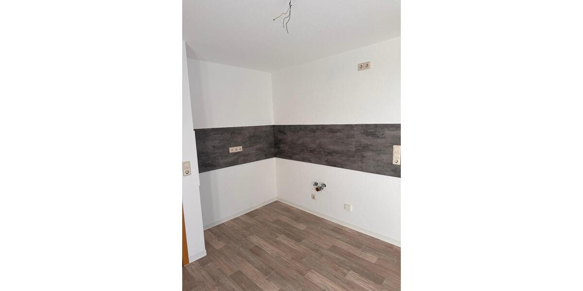 Etagenwohnung Reichenbach im Vogtland - 2 Zimmer, 52 m&sup2;, 350&euro; | Angebot:24610463