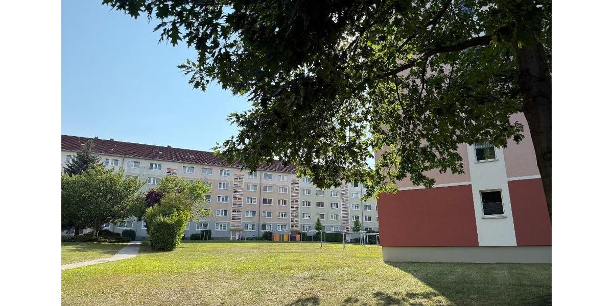 Etagenwohnung Lichtentanne - 2 Zimmer, 49 m&sup2;, 285&euro; | Angebot:25375170