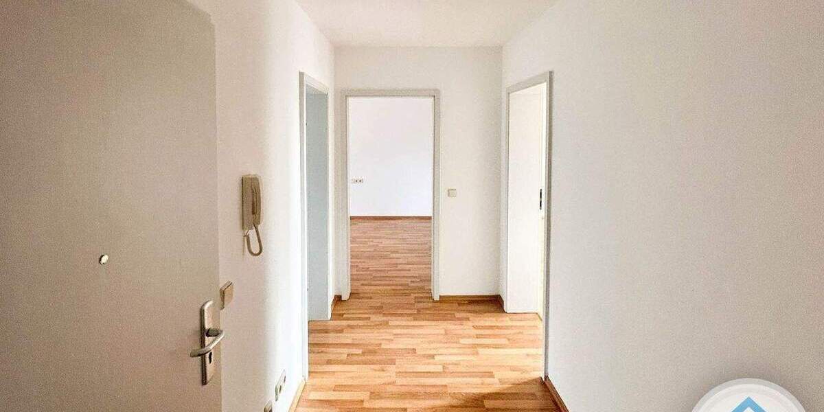 Etagenwohnung Zwickau Marienthal - 2 Zimmer, 60 m&sup2;, 330&euro; | Angebot:26026634