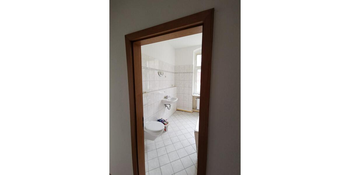 Etagenwohnung Crimmitschau - 2 Zimmer, 58 m&sup2;, 350&euro; | Angebot:24627464