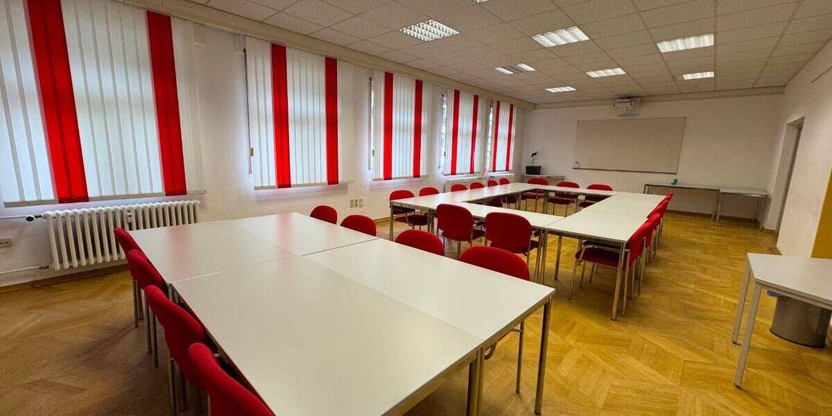 Gewerbeobjekt Zwickau Pölbitz - 385&euro; | Angebot:26809249