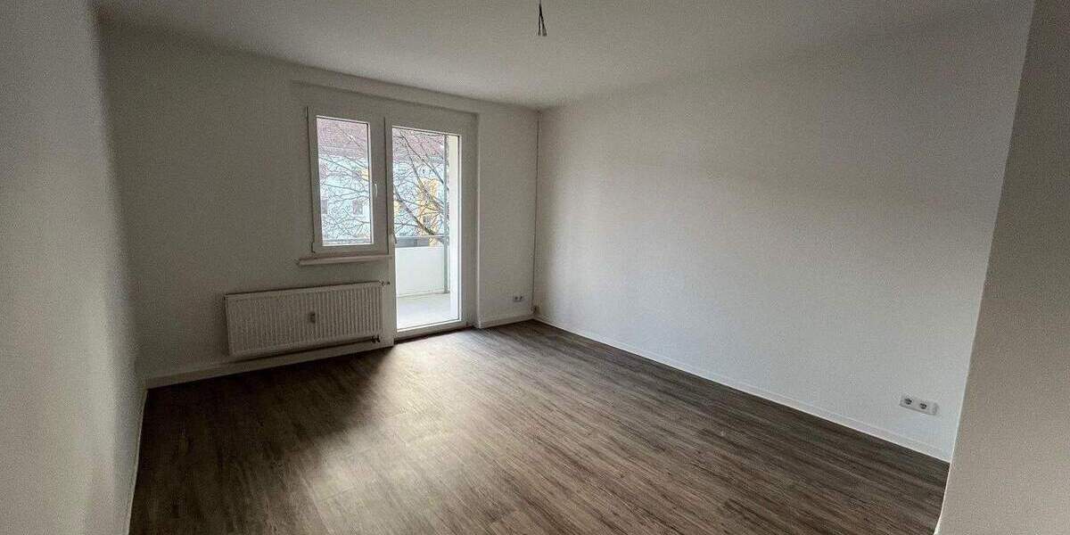 Etagenwohnung Zwickau Marienthal - 3 Zimmer, 60 m&sup2;, 370&euro; | Angebot:25985471